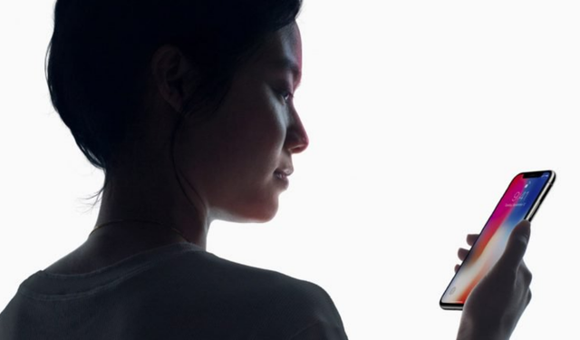 Apple, iPhone modellerinde Touch ID'yi kaldırarak Face ID'yi tanıtıyor!
