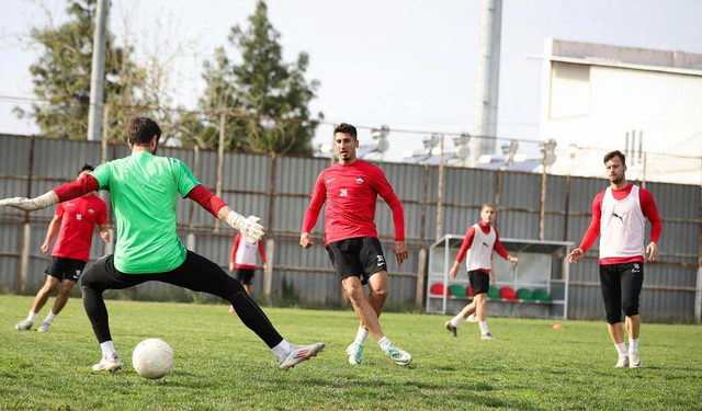 Diyarbekirspor, kümede kalma hedefiyle bayram mesaisine devam ediyor
