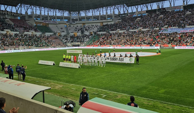 Amedspor’dan Sırrı Süreyya Önder’e kalpten destek: "Geçmiş Olsun Sırrı Abi"