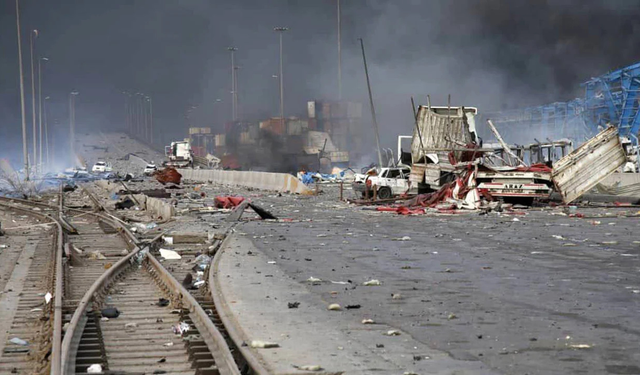 İran'da Liman patlamasında 70 Ölü, 1.210 yaralı: Güvenlik ihlali tespit edildi