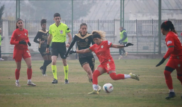 Kadınlar süper ligi: Amedspor, İstanbul'da Fatih Vatanspor'a boyun eğdi