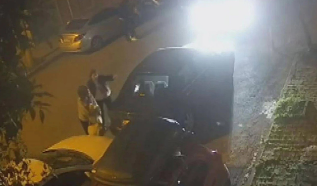Sokak ortasında dehşet: eşi tarafından bebeğiyle birlikte darbedildi