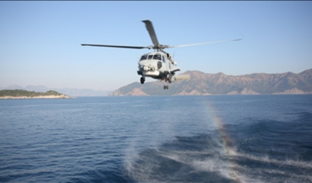 Antalya’da helikopter acil iniş yaptı