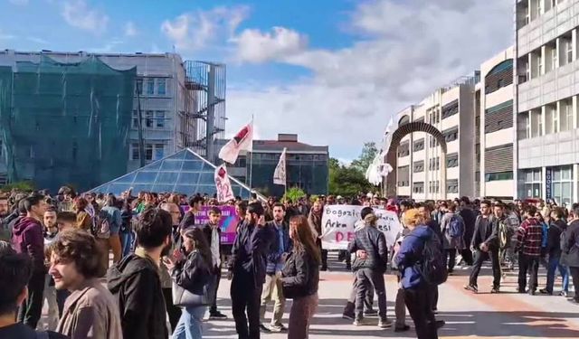 Boğaziçi Üniversitesi'nde İlahiyatçı Nurettin Yıldız etkinliği protesto edildi