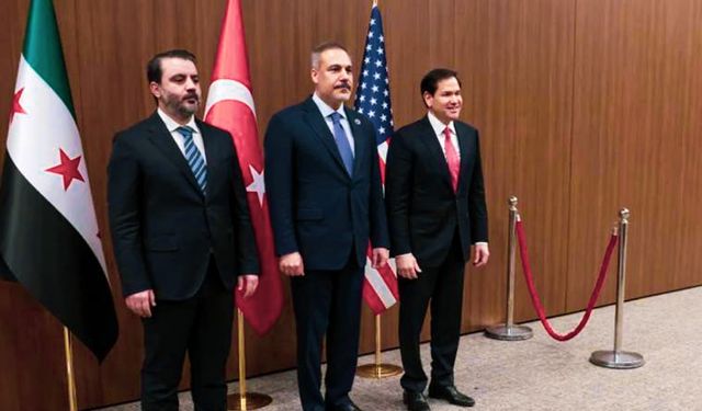 Türkiye ve ABD, Suriye ile ilgili kritik toplantı için Washington’da