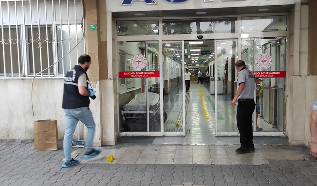 Şanlıurfa’da bıçaklı saldırı: Acil doktoru ve güvenlik görevlisi yaralandı