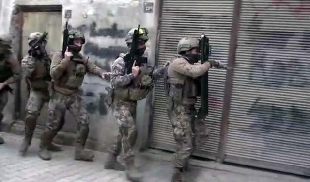 Diyarbakır ve 2 ilde eş zamanlı baskın!