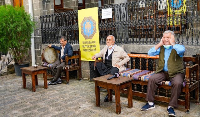 Diyarbakır türküleri ve dengbêjlik geleneği