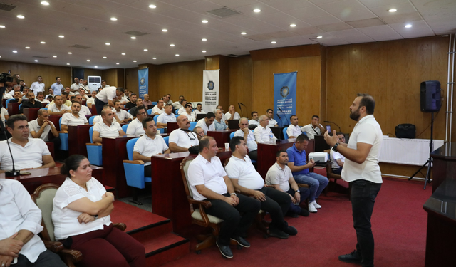 Diyarbakır’da 562 belediye çalışanı iletişim eğitimi aldı