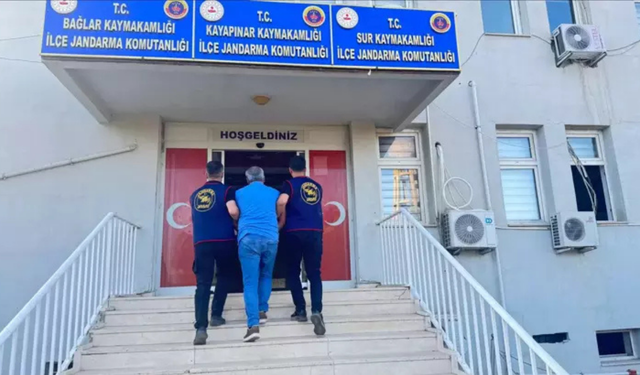 Diyarbakır’da jandarma operasyonlarında 40 kişi tutuklandı