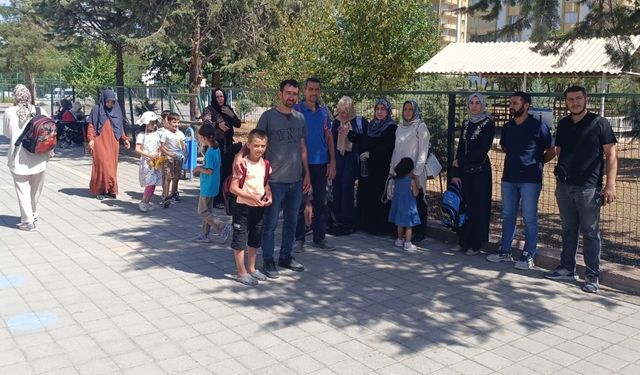 Diyarbakır’da veliler çocuklarını okula göndermiyor
