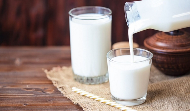 Çiğ sütte yeni tavsiye fiyatı belli oldu