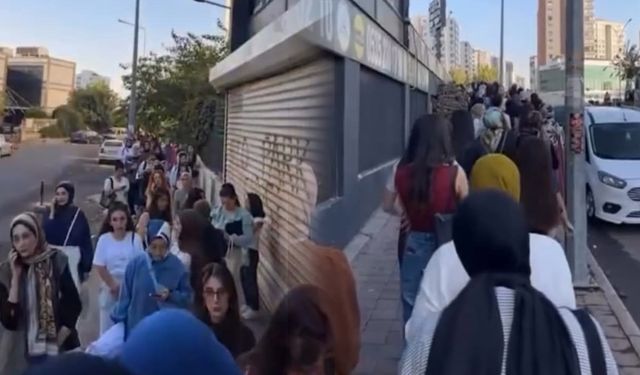 Diyarbakır'da pide kuyruğu değil, KYK otobüs kuyruğu!
