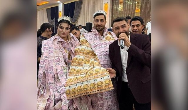 Mardin'de gelin ve damada paradan yelek giydirildi