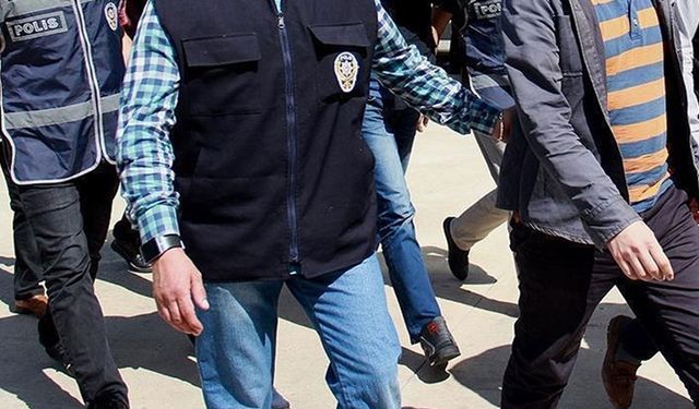 Devletin parasını kendi hesabına geçiren 25 kişi gözaltına alındı