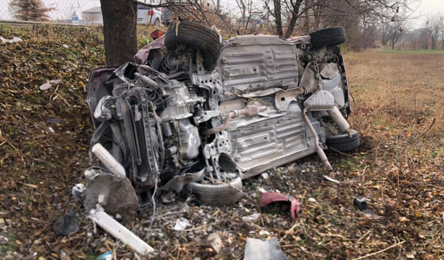 Diyarbakır yolunda araç şarampole uçtu