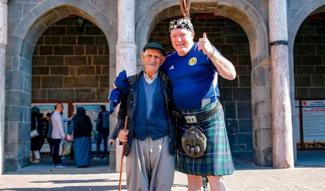 Tarihi karar: İki ana dil daha resmiyet kazandı