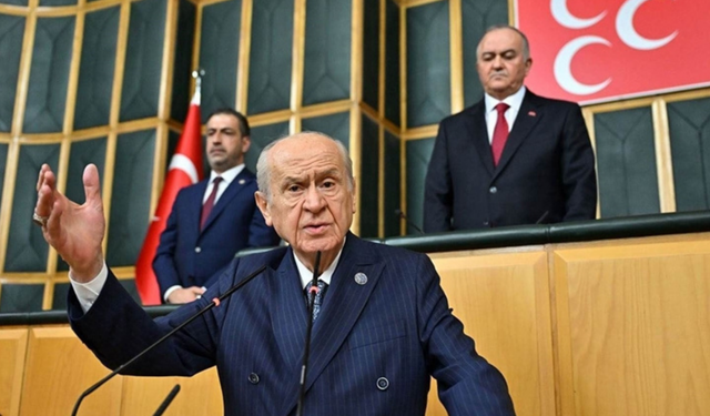 Bahçeli: Bayrak provokasyonunun sorumlusu DEM Parti’dir