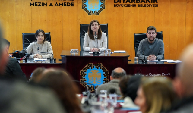 Diyarbakır Meclisi Halep saldırılarını kınadı