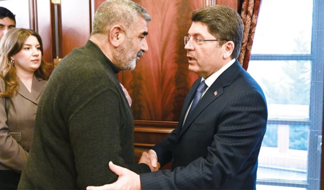 Rojin Kabaiş’in babası Adalet Bakanı Tunç ile görüştü