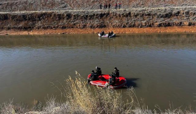 Şanlıurfa’da kayıp sürücü için arama çalışmaları sürüyor