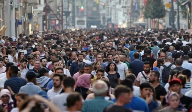 Türkiye’de işsizlikte kritik eşik: Oran yüzde 8,2’ye geriledi