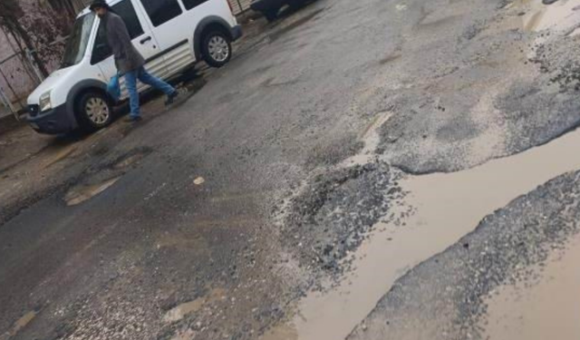 Diyarbakır’da yol sorunu tepkilere neden oldu