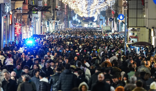 TÜİK verileri açıklandı: Türkiye'nin nüfusu belli oldu