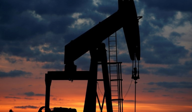 Hürmüz krizi enerjiyi vurdu: Petrol fiyatlarında sert yükseliş