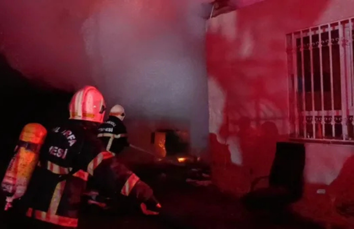 Şanlıurfa’da iş yerinde korkutan yangın