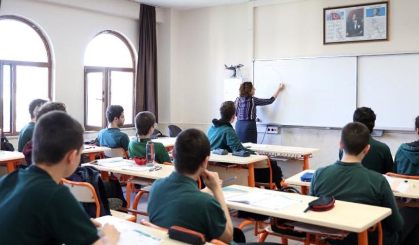 Milli Eğitim Bakanı Tekin’den okul ücretleriyle ilgili açıklama