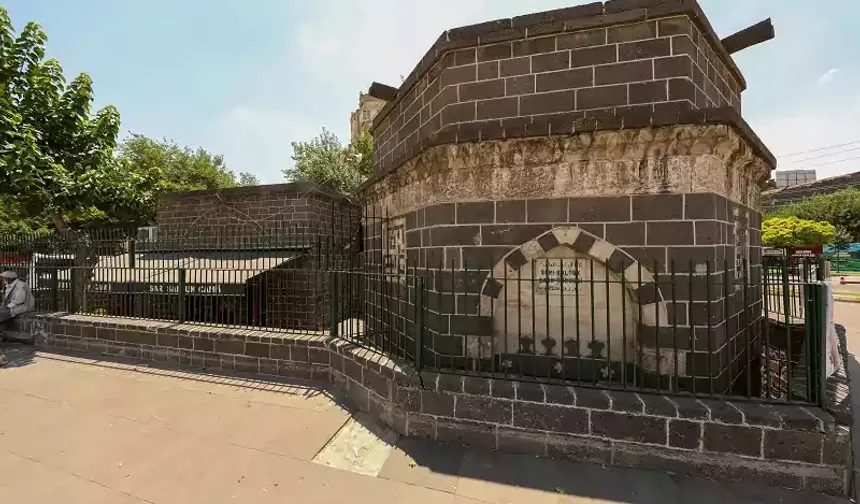 Diyarbakır'daki esrarengiz türbe: Sarı Saltuk Türbesi