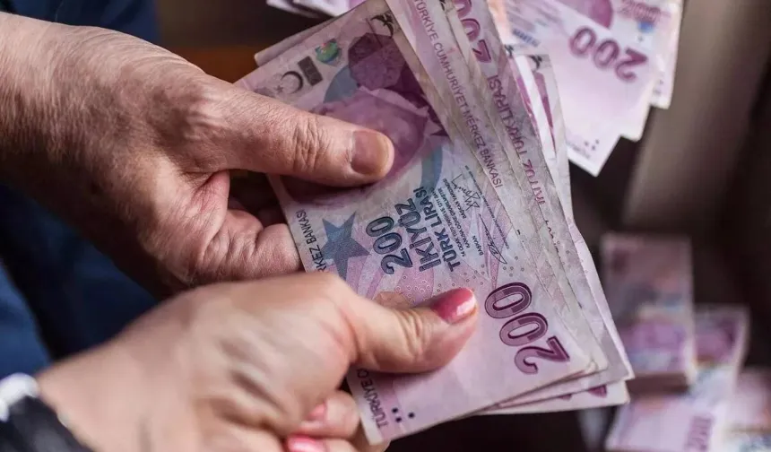 Emekli maaşlarına zam yürürlüğe girdi