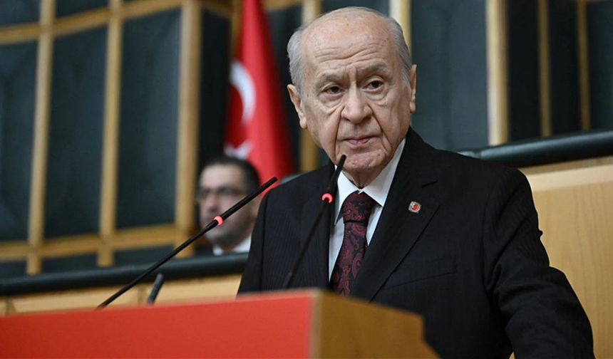 Bahçeli, CHP'nin İç politikadaki tutumunu eleştirerek Türkiye'yi zayıflatmakla suçladı