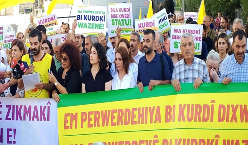 Diyarbakır’dan güçlü mesaj: Kürtçe eğitim hakkımızdır