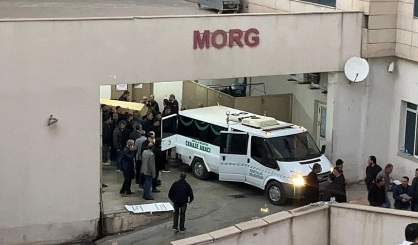 Amcası ve eşini öldüren zanlı tutuklandı: 2 kişi defnedildi