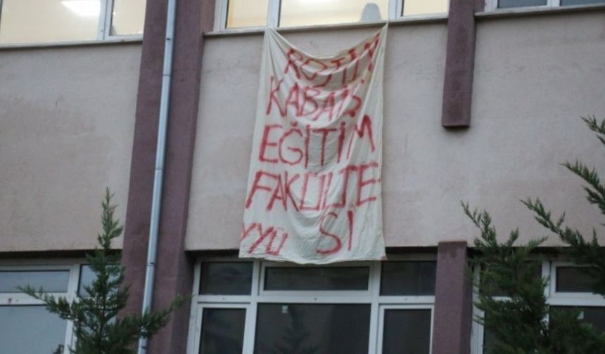 Van’da öğrenciler fakülteye Rojin Kabaiş’in adını verdi