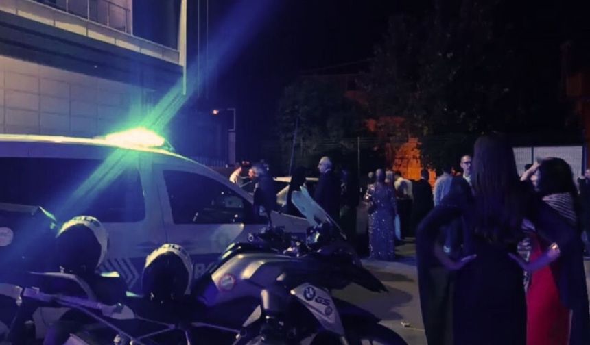 Diyarbakır'da düğünde bıçaklar konuştu: 2 yaralı