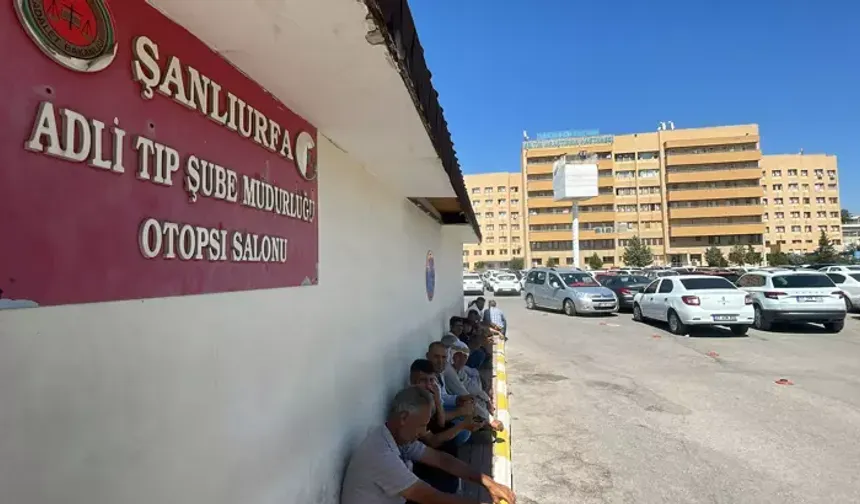 Komşular arasında bıçaklı ve silahlı kavga: 1 ölü