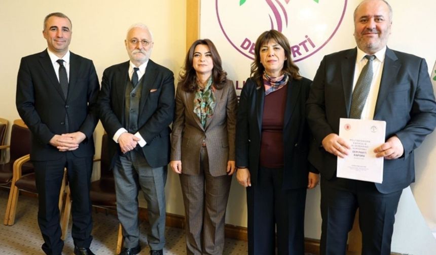 DEM Parti 99 sayfalık komisyon raporunu TBMM’ye sundu