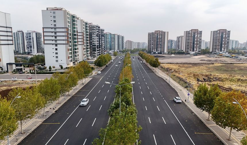 Diyarbakır’da yol yenileme çalışmaları sürüyor