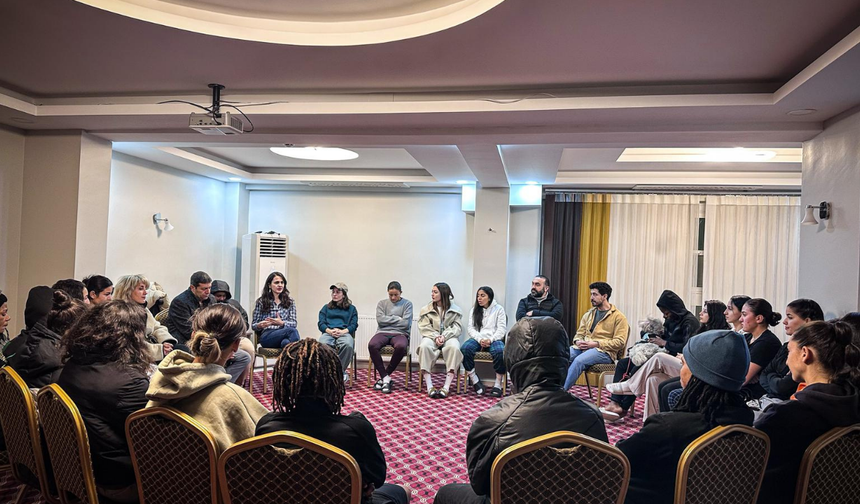 Amedspor’da kadın futbolculara bilimsel mental destek