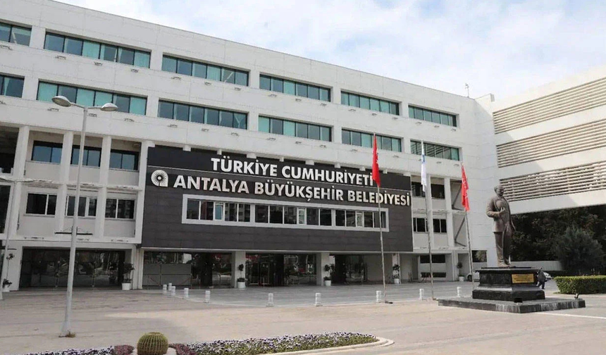 Antalya Büyükşehir Belediyesi'ne operasyon: Çok sayıda gözaltı!