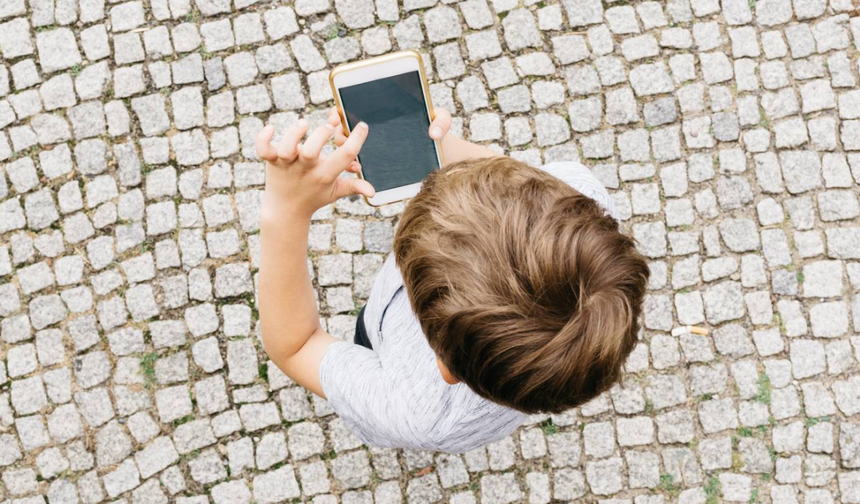 Sosyal medyada çocuklara yaş sınırı için yasal adım