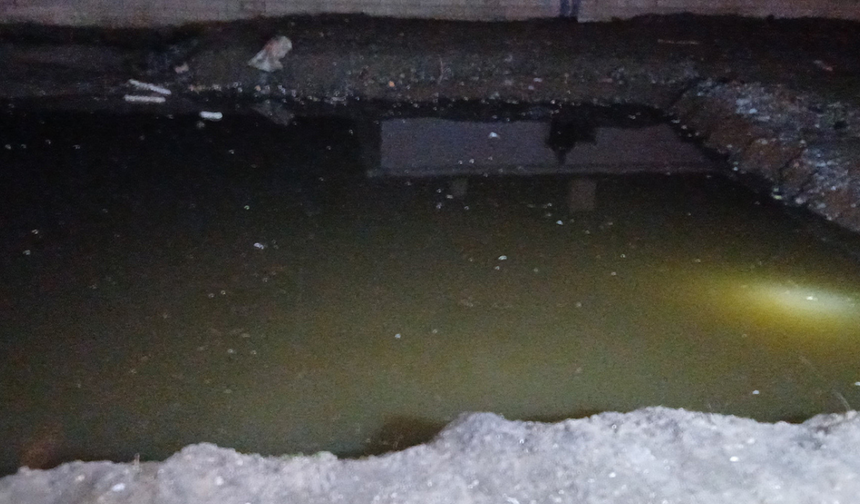 2 kardeş su doldu temele düşerek hayatını kaybetti