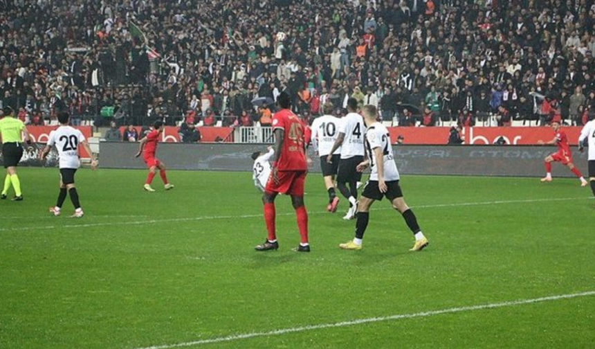 Amedspor 2  Manisa FK 0 maçın geniş özeti