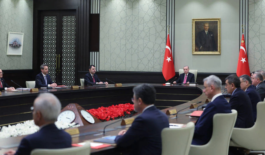 Ankara kulisleri hareketli: Kabinede 3 bakan değişebilir