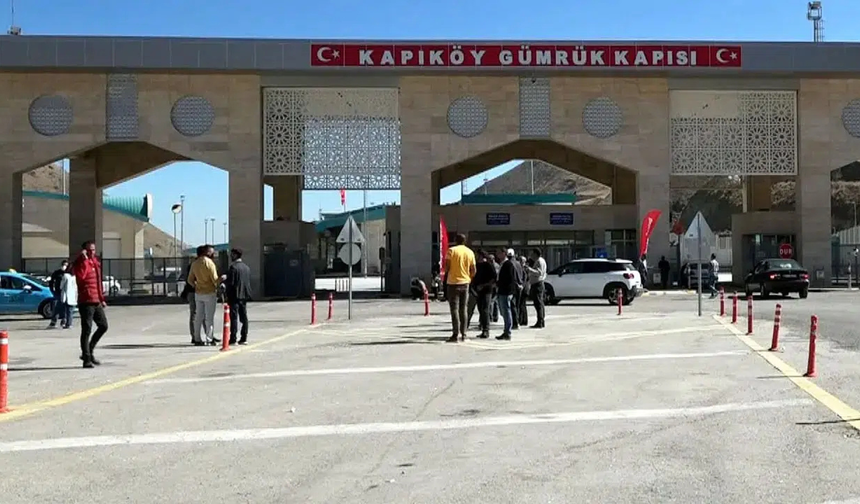 Kapıköy'de hareketlilik sürüyor: İran’dan Türkiye’ye gelenler konuştu