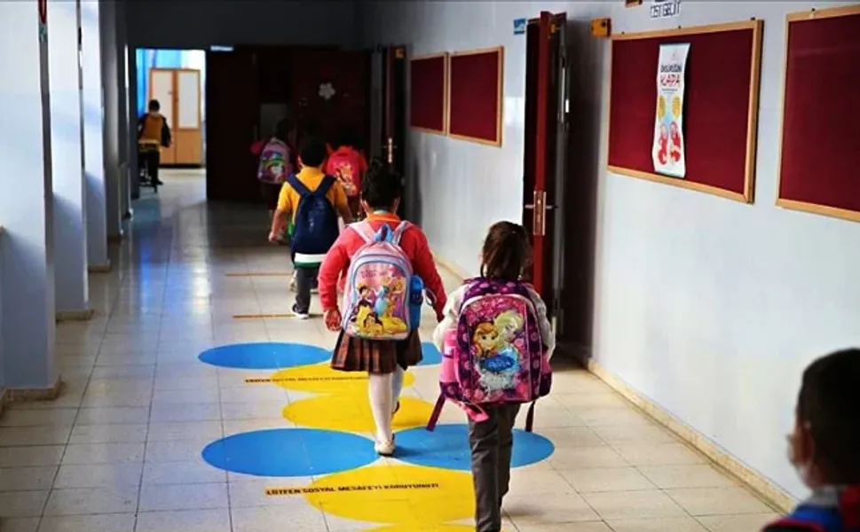 Bakan Tekin’den 'ara tatil' açıklaması