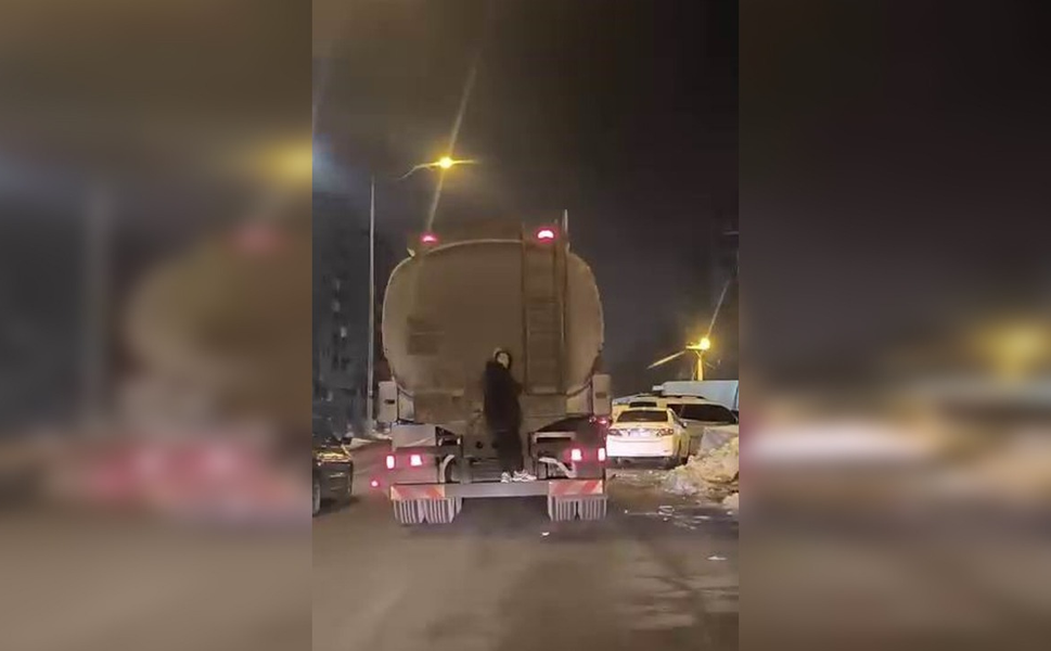 Diyarbakır’da tanker arkasında tehlikeli yolculuk